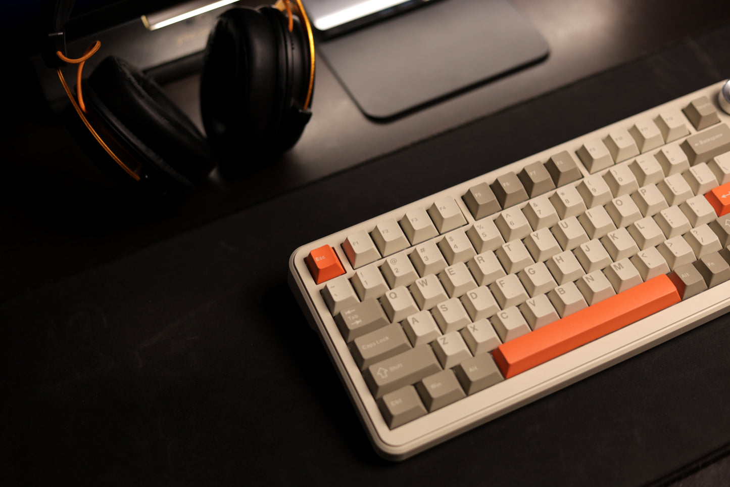 URX x AJAZZ AK820 MAX Plus