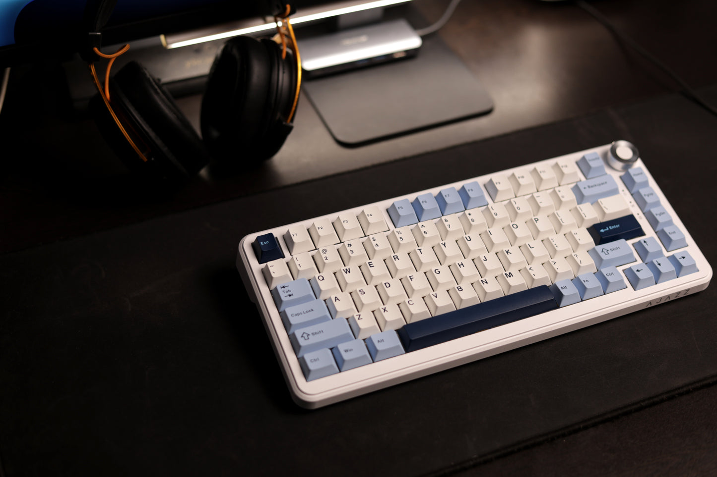 URX x AJAZZ AK820 MAX Plus